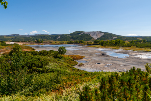 Кальдера вулкана Узон