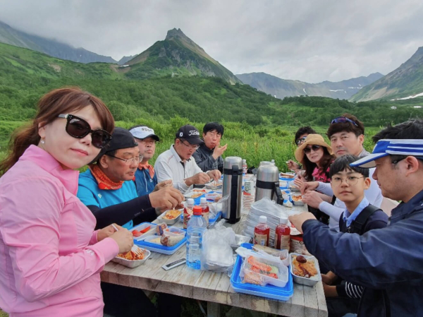 Первооткрыватели и выход на международный рынок